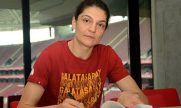 Fenerbahçe-Galatasaray derbisinde Nevriye Yılmaz şoku