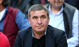 İşte derbiyi izleyen ünlüler