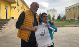 Hikmet Karamanı kara kalem çizdi