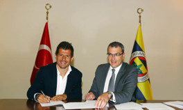 Emre Belözoğlu Fenerbahçede İşte fotoğrafları...