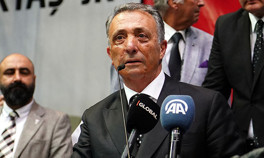 Son dakika Beşiktaşta yeni başkan Ahmet Nur Çebi oldu