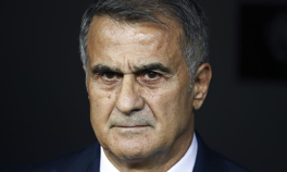 Şenol Güneş kariyerinde bir ilki yaşadı