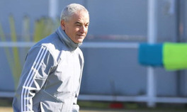 Rıza Çalımbay: Türkiyenin en iyi kadrosu Başakşehirde, şampiyonluk ise...