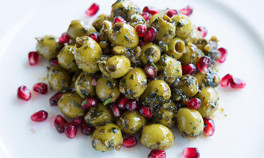 Narlı zeytin salatası tarifi