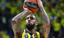 Fenerbahçe ile sözleşmesi sona eren Derrick Williams, Valenciaya transfer oldu