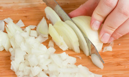 Bu formülü kimse bilmiyor... Soğan doğrarken gözünüz yaşarıyorsa...