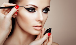 Göz şekline göre eyeliner önerileri için bu haberi okuyabilirsiniz