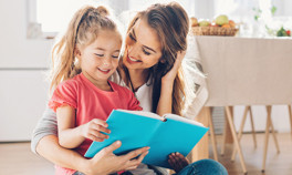 Çocuğun gelişim dönemine uygun kitap seçimi nasıl yapılır