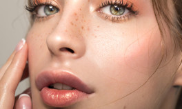 Eros yayı dudak estetiği