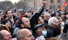 Ordu muhtıra verdi, Paşinyan ‘darbe girişimi’ dedi... Ermenistan karıştı