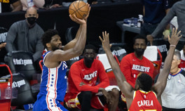 76ers, Hawks karşısında seriyi eşitledi Embiid, Iversonı hatırlattı...