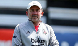 Beşiktaşta 8 futbolcuya ‘kendinize kulüp bulun’ talimatı