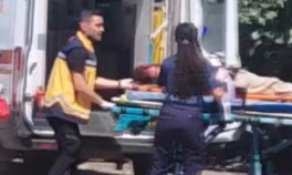  Çelik çatıyı kaldırmaya çalışan 2 işçi yaralandı