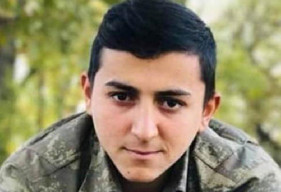 Şehit Uzman Onbaşı Eyüp Gülaştıya yeğeninden asker selamı ile veda