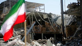 ABD/İsrail-İran savaşında karşılıklı füze atışları sürüyor Tel Aviv bombalandı: Bölgeden çarpıcı kareler