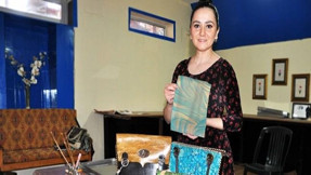 Hobisini sanata, sanatını markaya dönüştürdü