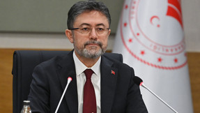 Bakan Yumaklı'dan üreticiye uygun fiyatlı hayvan temini açıklaması