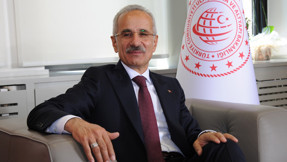 '5G'de 30 milyon aboneyi geçtik’ Bakan Uraloğlu'ndan yeni otoyol müjdesi