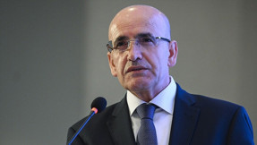 Şimşek, dünyanın önde gelen yatırımcılarıyla bir araya geliyor