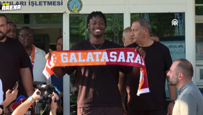 El Chadaille Bitshiabu, Galatasaray için İstanbul'a geldi