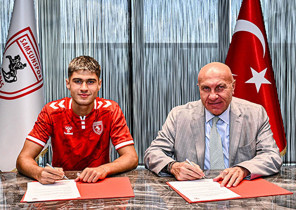 Samsunspor'a İtalyan stoper! Resmen imzayı attı