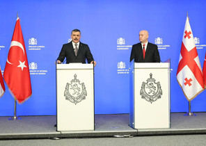 Bakan Çiftçi Gürcistanda açıkladı: 866 suçlu iade edildi, sadece bu yılki sayı 438