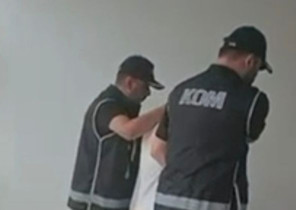 Kırmızı bültenle aranan şüpheli Alanya’da yakalandı