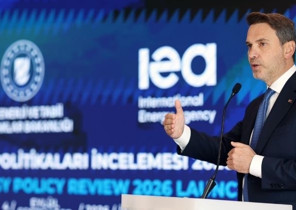 Bakan Bayraktar: Yeni dönemde elektrikleşmeye yüzde 100 inanıyoruz