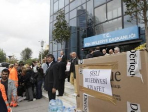 Şişli Belediyesi depremzedeler için seferber oldu