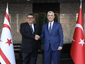 Bakan Bolat, KKTC Maliye Bakanı Berova ile bir araya geldi