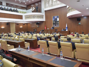 Meclis’te su tartışması