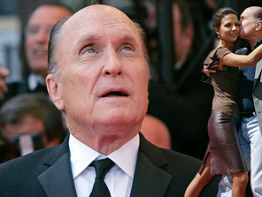 Sinemanın efsane ismi hayata gözlerini yumdu… Ömrünce hasret çekti… Mirasını bırakacağı bir evlat sahibi olamadı