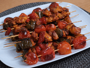 Tavuk şiş tarifi (Videolu)