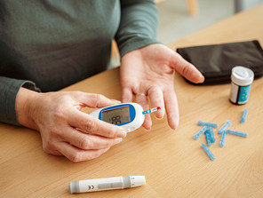 Uzmanlar oruç tutmaya uygun diyabet hastalarına ‘sahuru atlamama’ uyarısı yapıyor