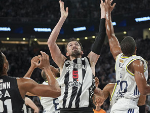 Beşiktaş, Sertaç Şanlı ile yollarını ayırdı