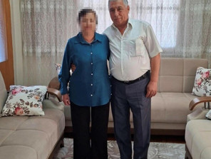 Evde bıçakla boğazından yaralanan kişi öldü, eşi gözaltına alındı