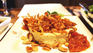 Beyrut’ta mezelerle doymayın kebapları da mutlaka tadın