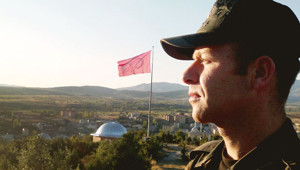 Eşi 8 aylık hamileydi