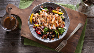 Tavuklu salata tarifi