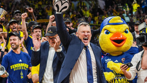 Šarūnas Jasikevičius 3 yıl daha Fenerbahçe Beko’da