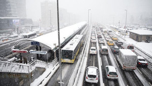 İstanbulda bugün (19 Ocak) otobüsler ve metrobüs çalışıyor mu Otobüs seferleri iptal mi