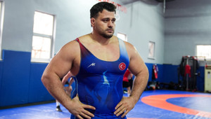 Rıza Kayaalp final maçı saat kaçta, hangi kanalda Rıza Kayaalp Avrupa Güreş Şampiyonası final maçını kiminle oynayacak, canlı yayın ne zaman