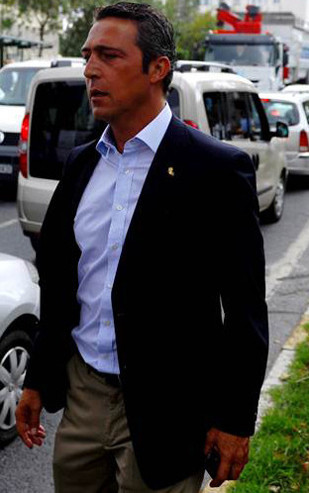 Karako çifti toprağa verildi