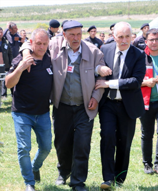 Şehit polis Yonuz Turana acı veda Sen bizi böyle mi bırakacaktın