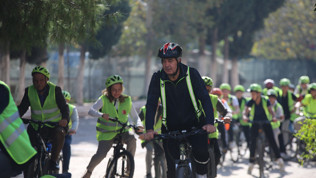 Bu okulun ulaşımı bisikletle