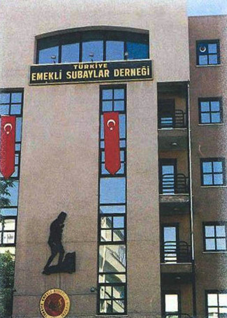 Astsubay ve subayları karşı karşıya getiren davada karar çıktı