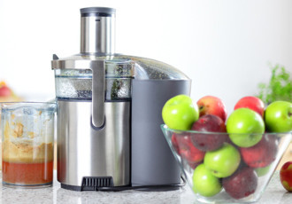 Katı meyve sıkacağı nasıl temizlenir?