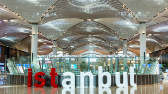 İstanbul'daki havalimanlarını kullanan yolcu sayısı 78 ilin nüfusunu aştı