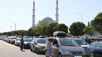 Kapıkule'de hareketlilik! 289 bin araç Türkiye’ye giriş yaptı