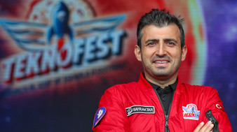 Selçuk Bayraktar: Ülkemiz için üretmeye devam edeceğiz